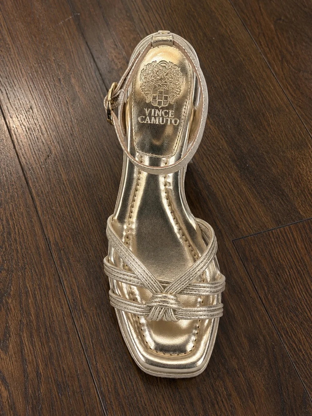 Vince Camuto womens Loressa Wedge Sandal